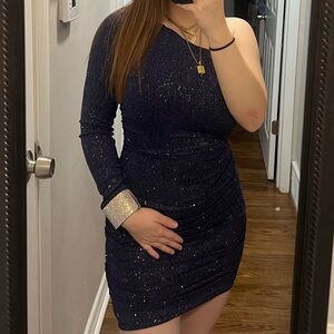 Blue sparkling one sleeve dress